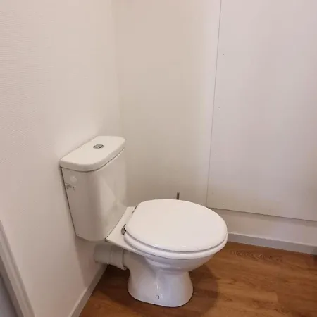 F1 Avec Netflix Apartment *